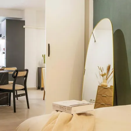 شقة Pink Essence *