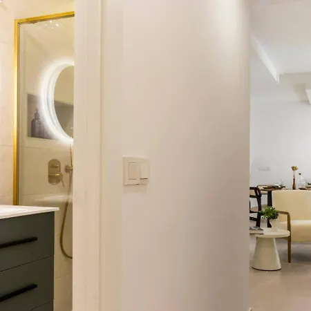 Pink Essence شقة تورّيفيِخا